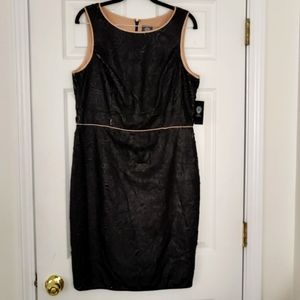 Vince Camuto Sleeveless Textured Straight Black Dress